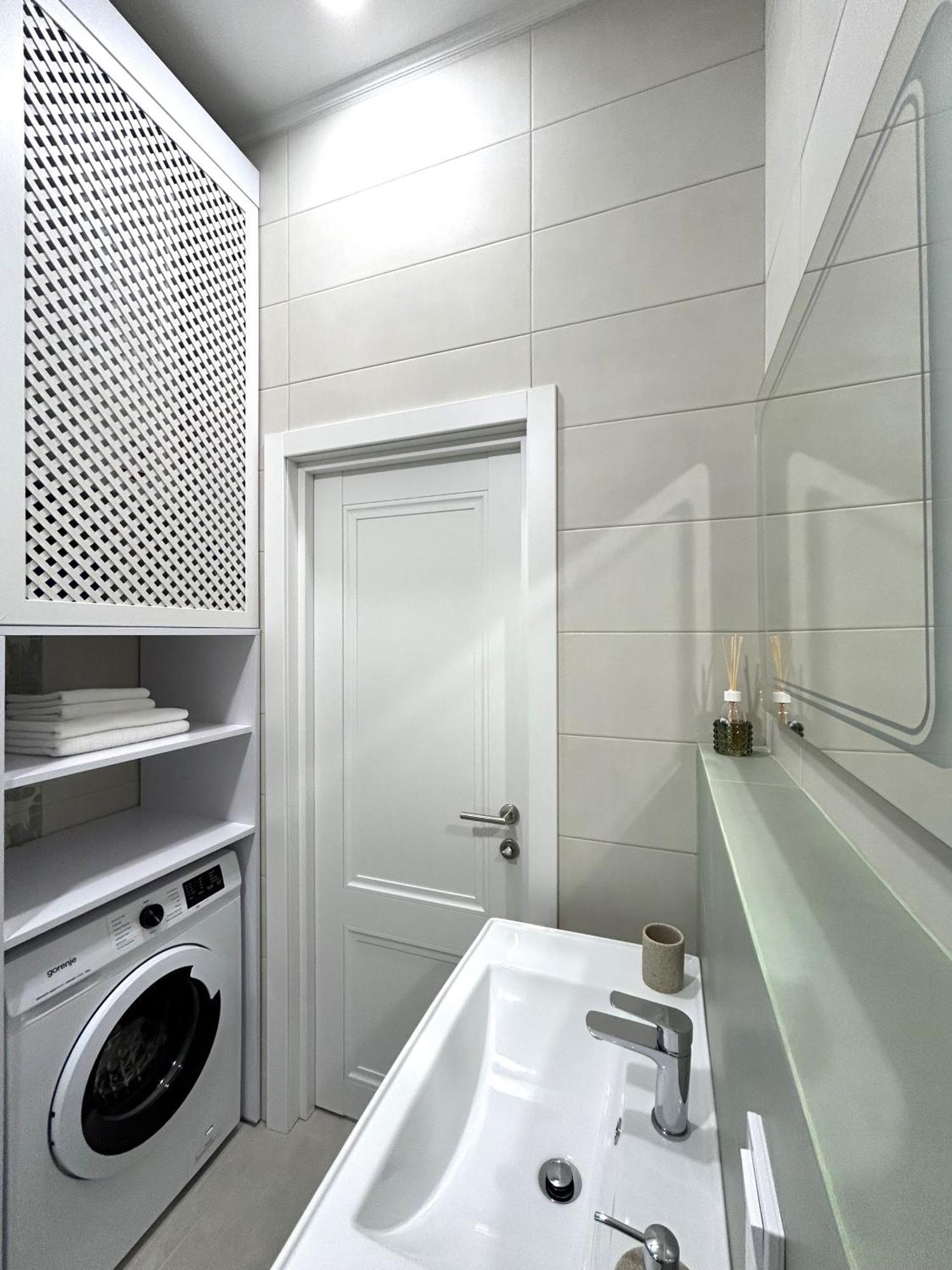 Modern Apartment, 5Mins To Rynok Square Liov Exterior foto