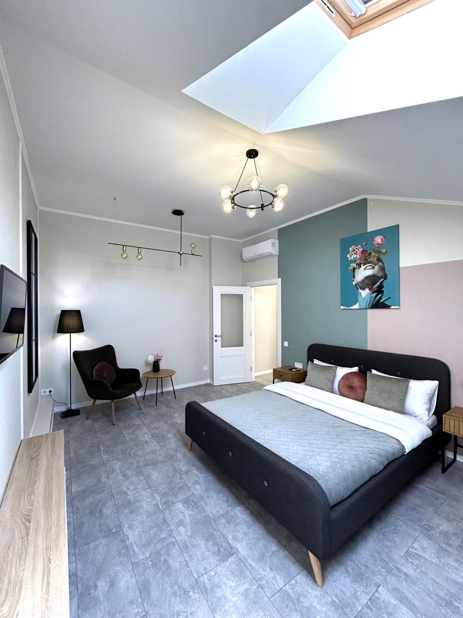 Modern Apartment, 5Mins To Rynok Square Liov Exterior foto