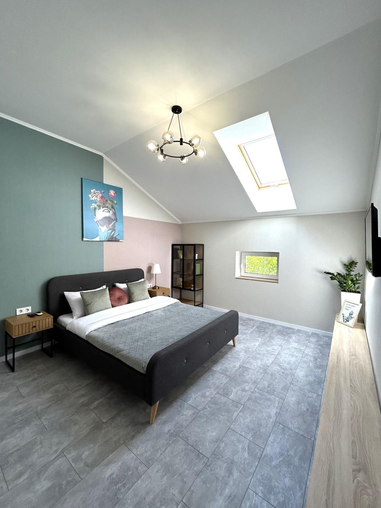 Modern Apartment, 5Mins To Rynok Square Liov Exterior foto