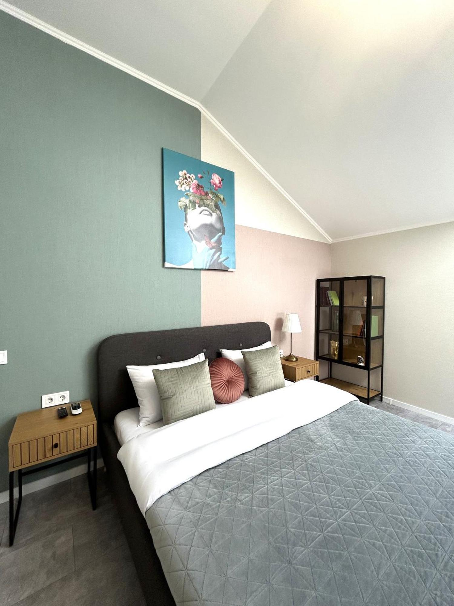 Modern Apartment, 5Mins To Rynok Square Liov Exterior foto